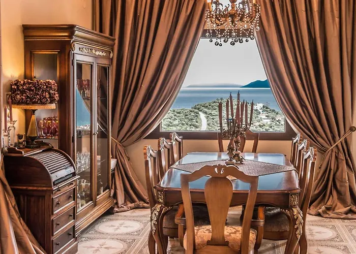 Eva\'S Luxury Villa