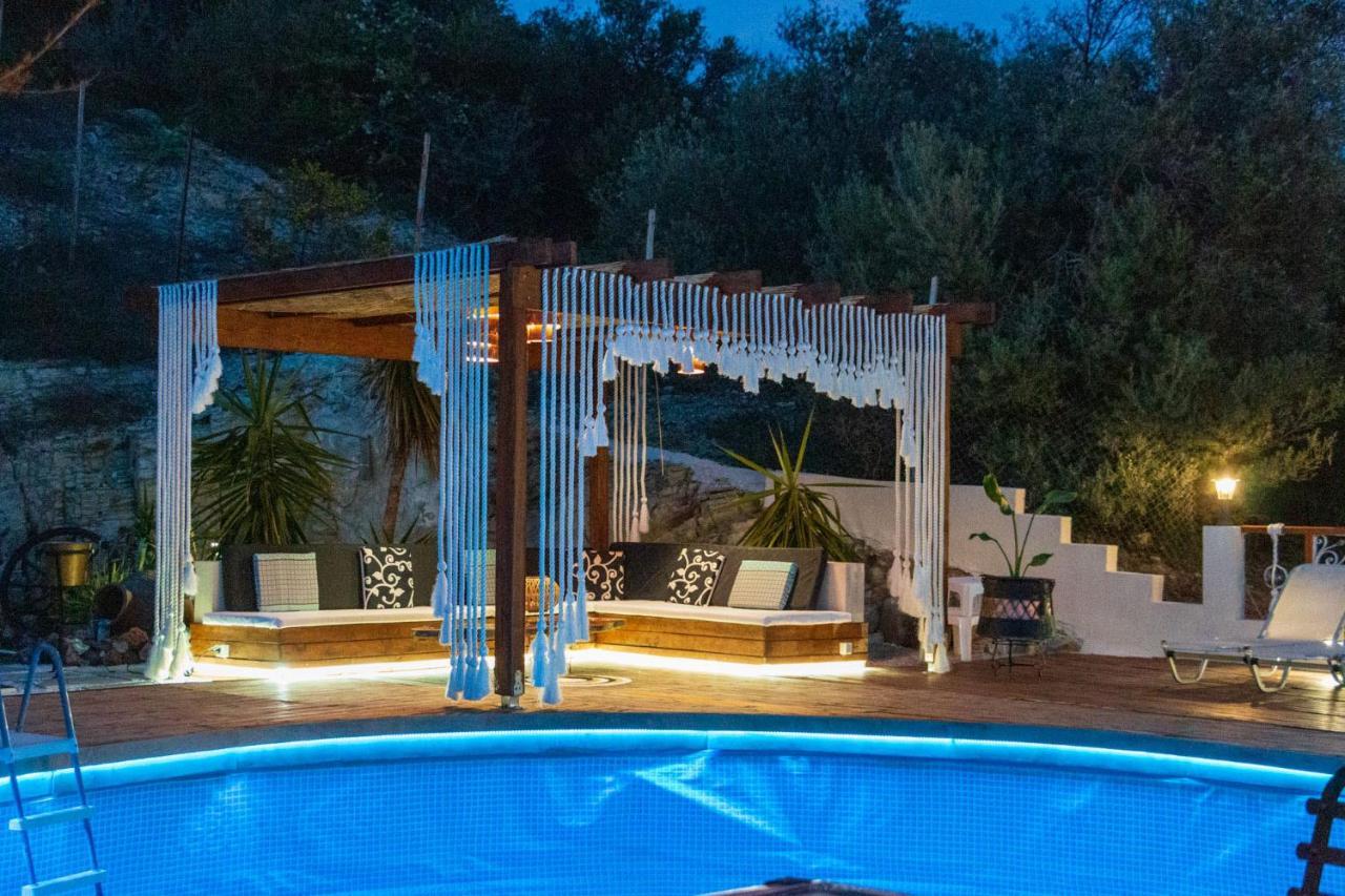 Eva's Luxury Vila