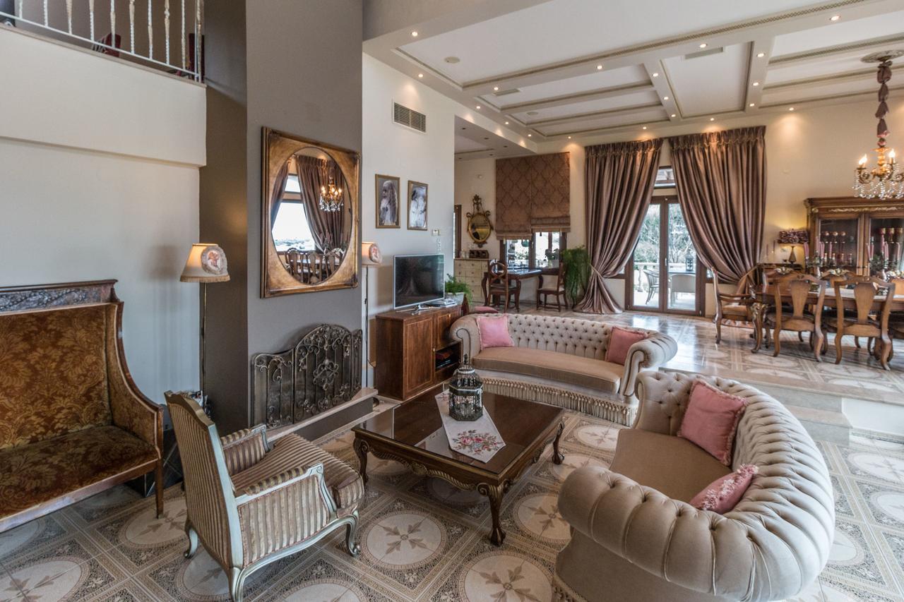 Eva's Luxury * Kritharia (Thessalia)